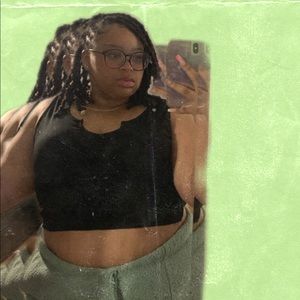 Meet your Posher, Kayla